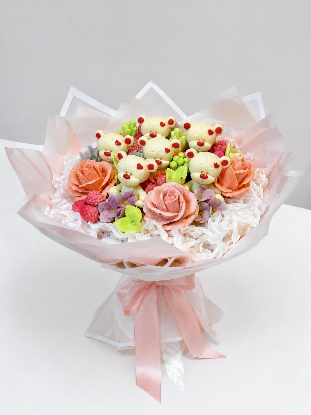 Bear Hug Bouquet buchet cu ursuleți din bezea
